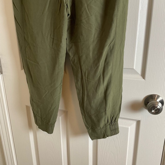 Hurley Women’s Olive Green Pants size large - Picture 7 of 7